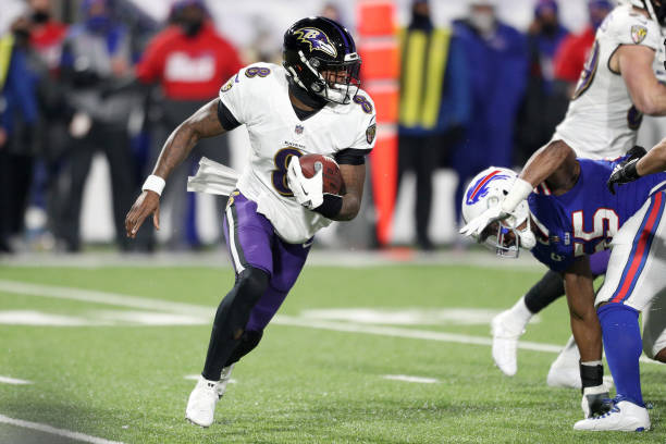 Bills Fans Donate Money to Lamar Jackson’s Charity After Ravens QB’s Injury